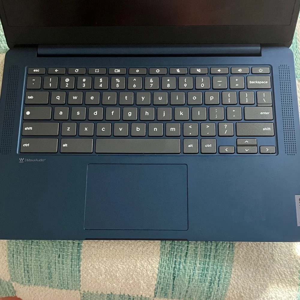 Lenovo Chromebook - Stylish Dark Blue